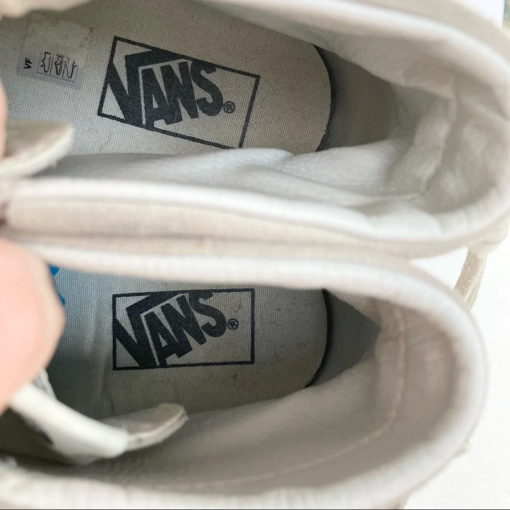 Rare VANS Light Gray Sk8 Hi Moccasin Fringe Suede Sneakers Size 8_14